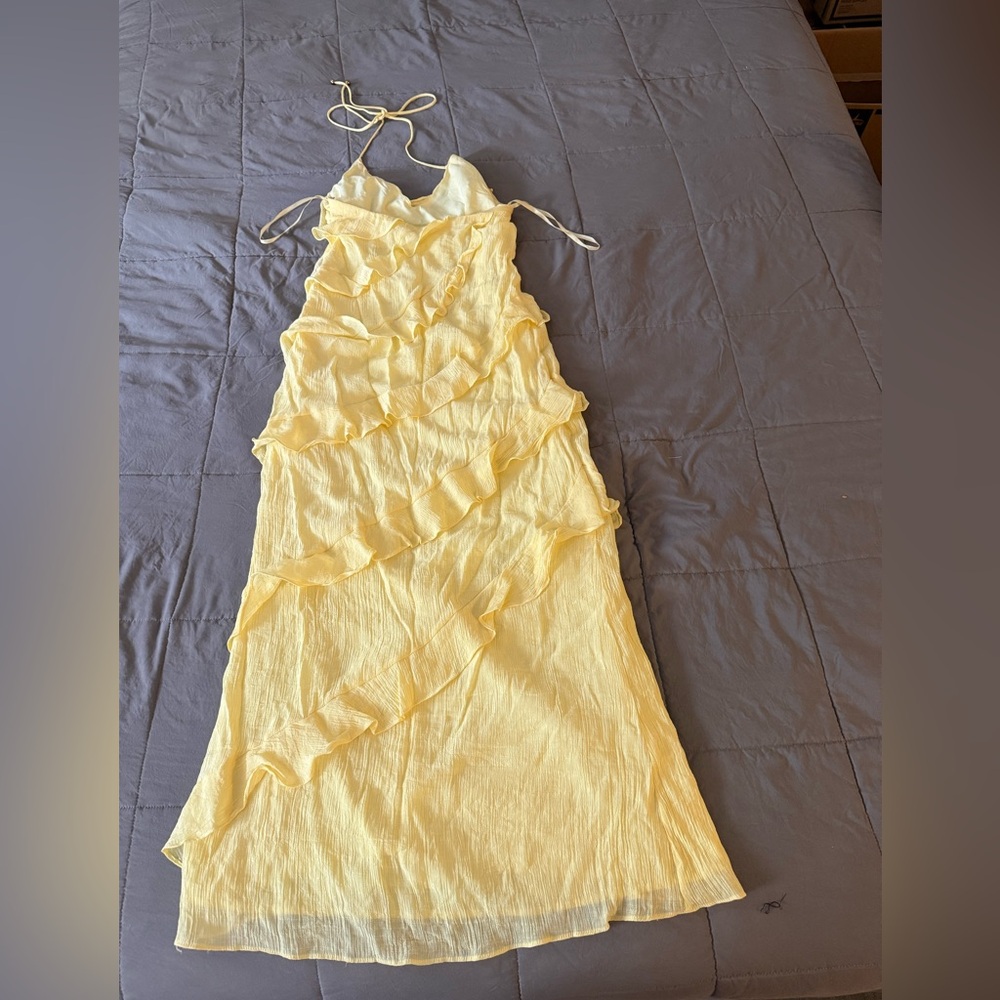 Hello Molly WHAT A BEAUTY MAXI DRESS YELLOW - Picture 7 of 7